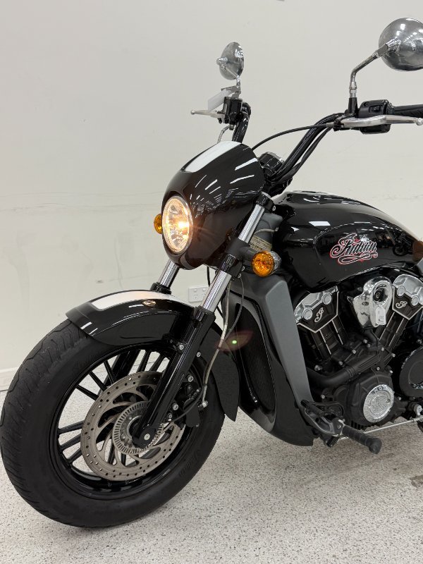 2015 INDIAN SCOUT BLACK/WHIT