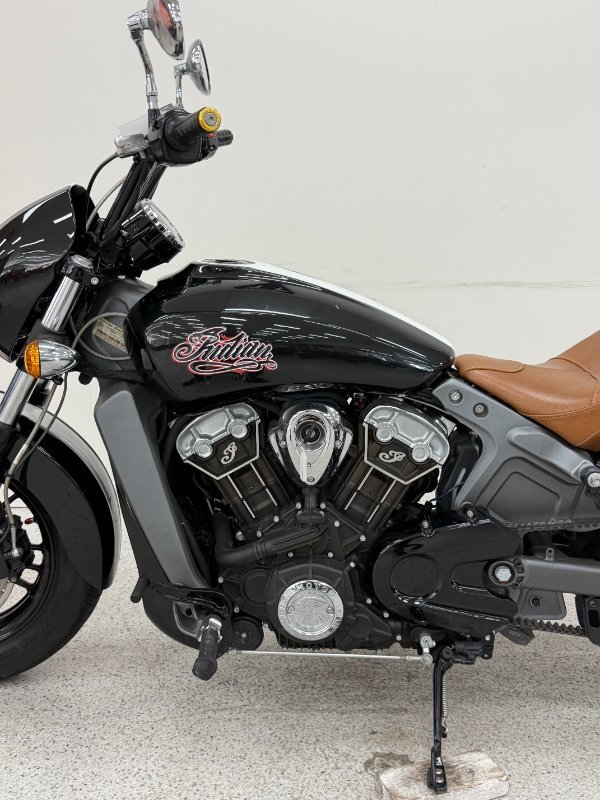 2015 INDIAN SCOUT BLACK/WHIT