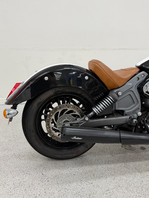 2015 INDIAN SCOUT BLACK/WHIT