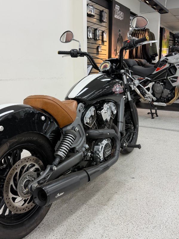 2015 INDIAN SCOUT BLACK/WHIT