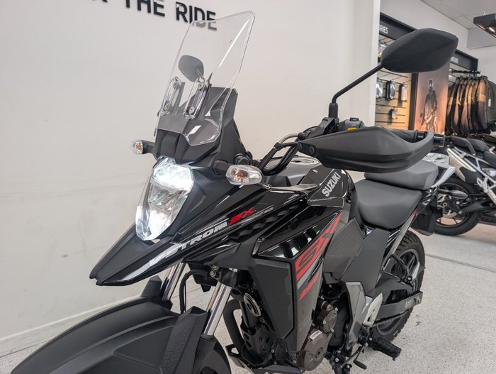 2025 Suzuki V-STROM 250SX (DS250RL) Black
