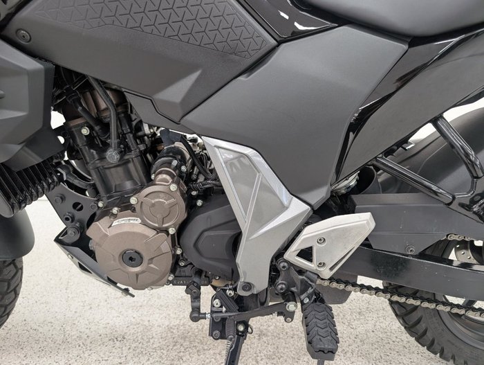 2025 Suzuki V-STROM 250SX (DS250RL) Black