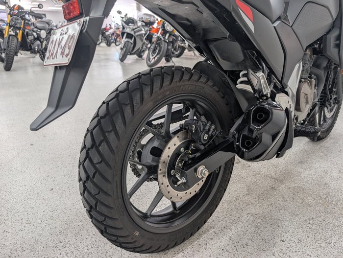 2025 Suzuki V-STROM 250SX (DS250RL) Black