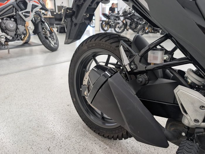 2025 Suzuki V-STROM 250SX (DS250RL) Black