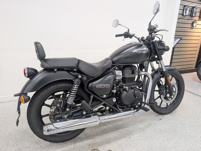 2024 Royal Enfield METEOR 350 STELLAR Black