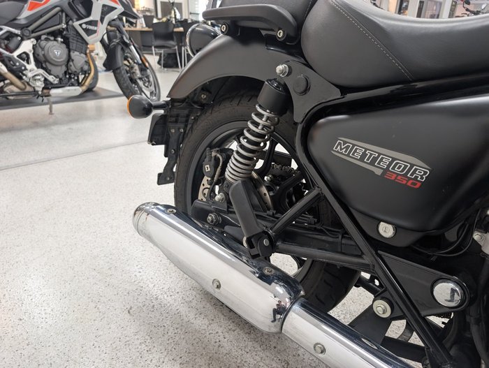 2024 Royal Enfield METEOR 350 STELLAR Black