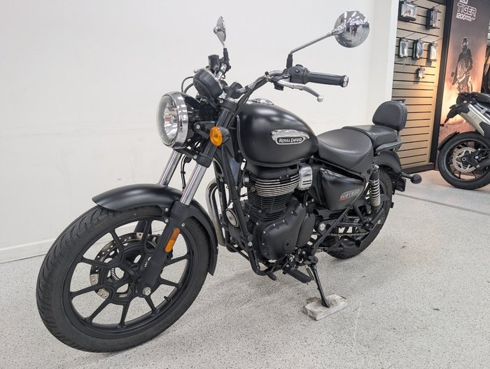 2024 Royal Enfield METEOR 350 STELLAR Black