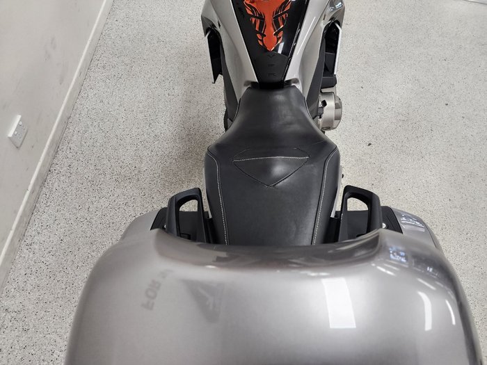 2010 Honda VFR1200F Silver