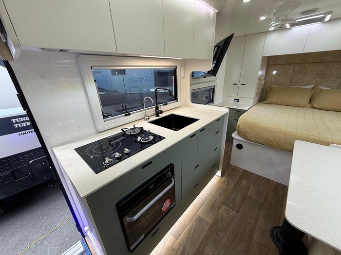 2025 Urban Caravans Skt Signature