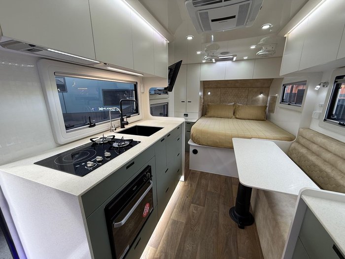 2025 Urban Caravans Skt Signature