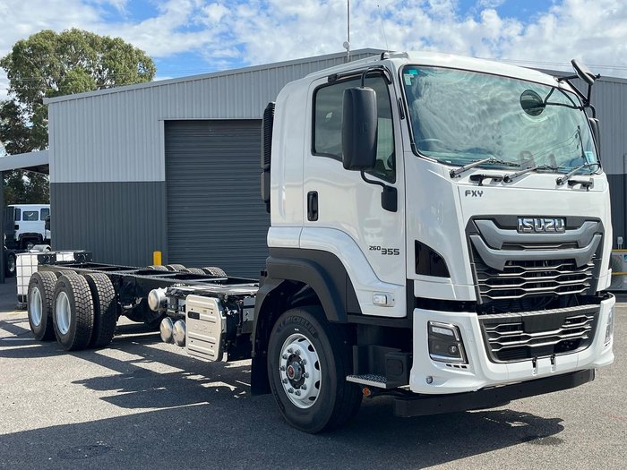 2025 Isuzu F Series FXY 260-355 AT R63