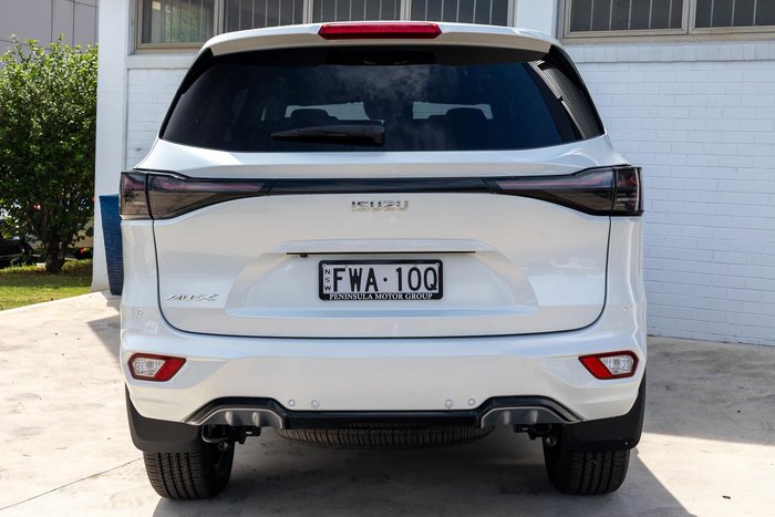 2025 Isuzu MU-X LS-T