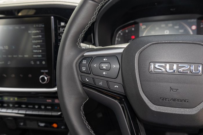 2025 Isuzu MU-X LS-T