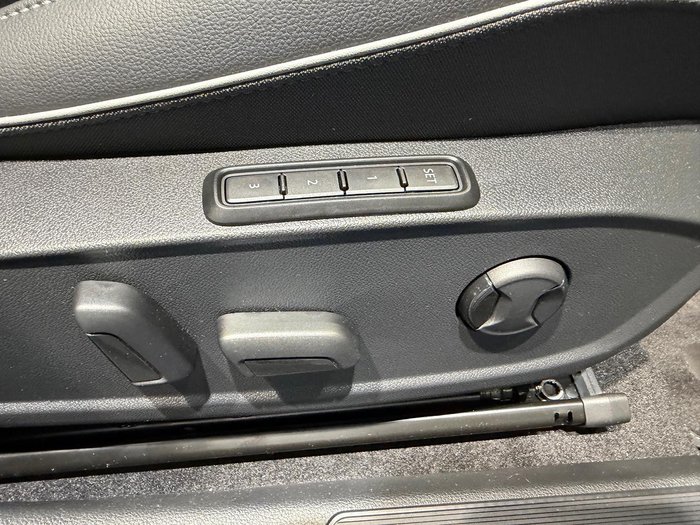 2026 Volkswagen Golf 110TSI R-Line