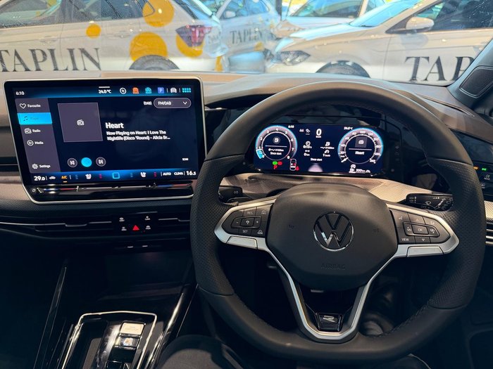 2026 Volkswagen Golf 110TSI R-Line