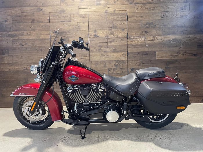 Harley-Davidson Heritage Classic 117 (FLHC) Softail