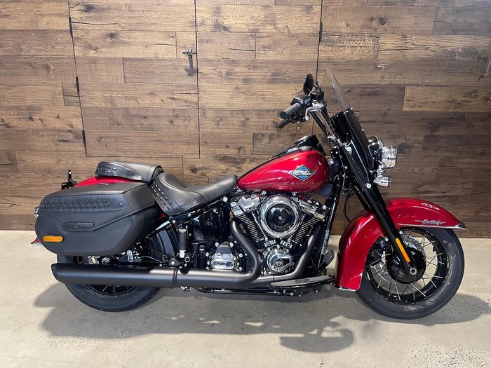 Harley-Davidson Heritage Classic 117 (FLHC) Softail