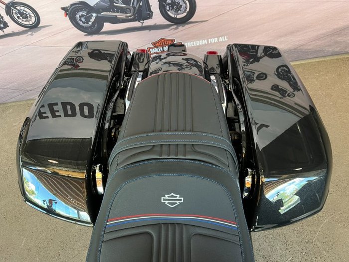 2026 HARLEY-DAVIDSON FLHX STREET GLIDE (117)