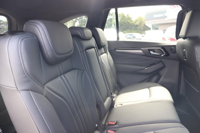 2025 Isuzu MU-X LS-T