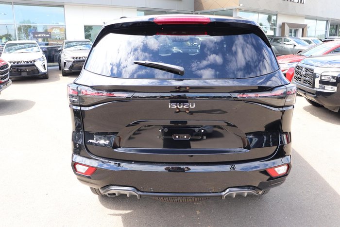 2025 Isuzu MU-X LS-T