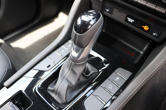 2025 Isuzu MU-X LS-T