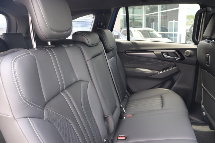 2025 Isuzu MU-X LS-T