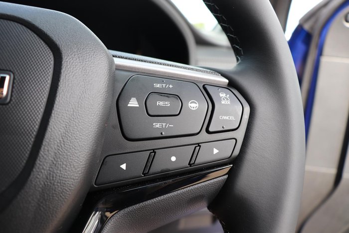 2025 Isuzu MU-X LS-T