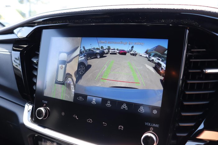 2025 Isuzu MU-X LS-T