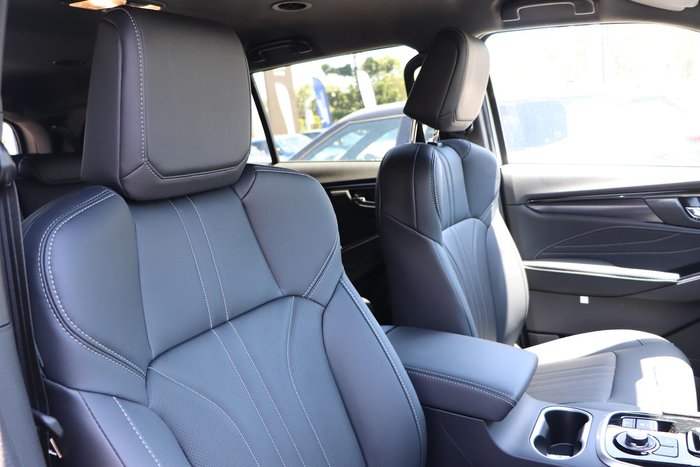 2025 Isuzu MU-X LS-T