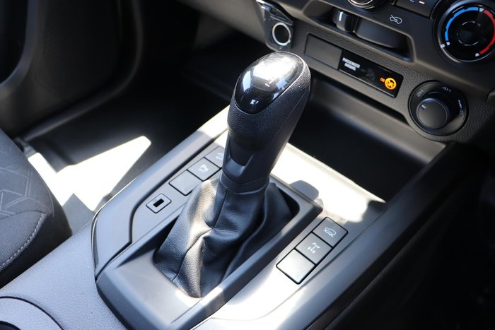 2025 Isuzu D-MAX X-RIDER