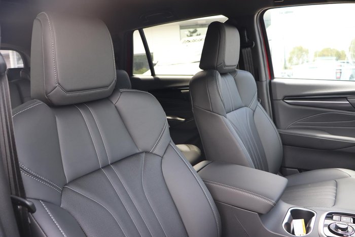 2025 Isuzu MU-X LS-T