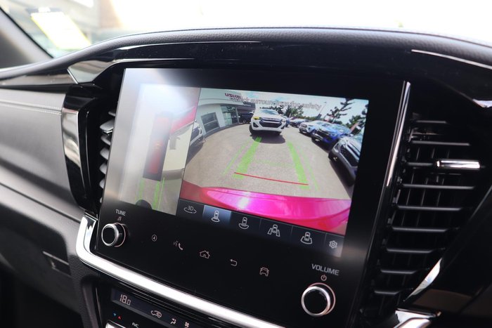 2025 Isuzu MU-X LS-T