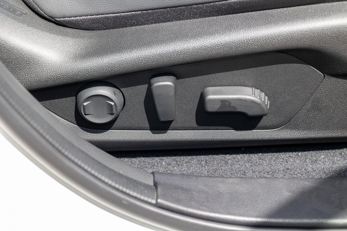 2025 Subaru Crosstrek 2.0S G6X MY24 AWD Crystal White