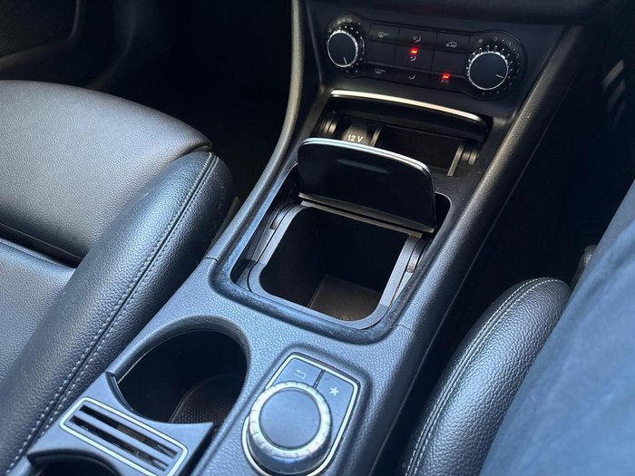 2017 Mercedes-Benz GLA-Class GLA180