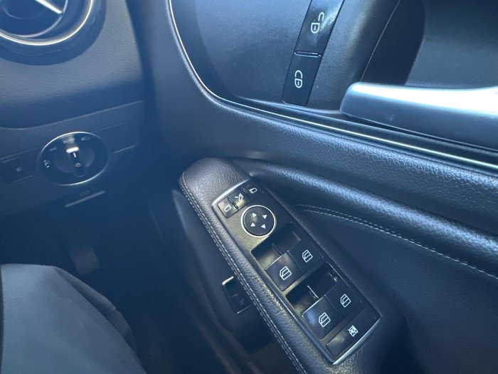 2017 Mercedes-Benz GLA-Class GLA180