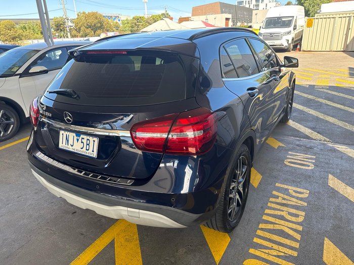 2017 Mercedes-Benz GLA-Class GLA180
