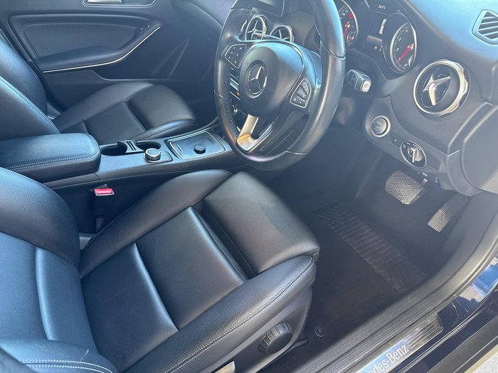 2017 Mercedes-Benz GLA-Class GLA180