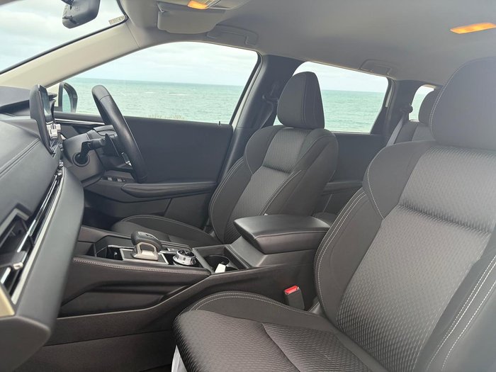 2024 Mitsubishi Outlander ES