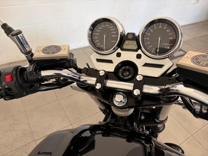 2012 Yamaha XJR1300 XJR Black