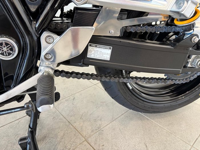 2012 Yamaha XJR1300 XJR Black