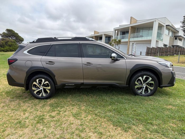 2022 Subaru Outback AWD Touring