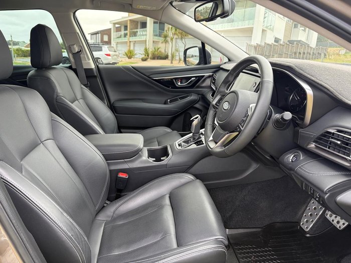 2022 Subaru Outback AWD Touring