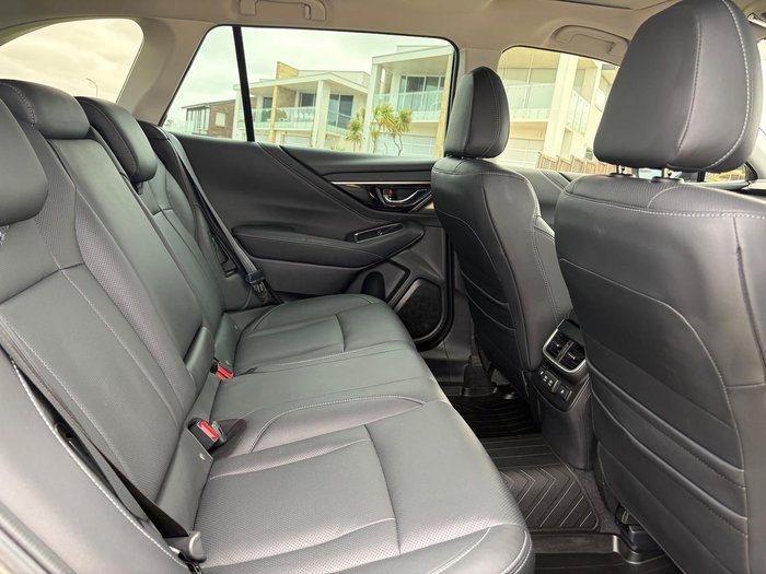 2022 Subaru Outback AWD Touring