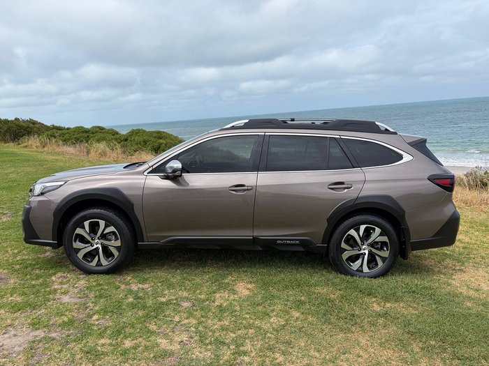 2022 Subaru Outback AWD Touring
