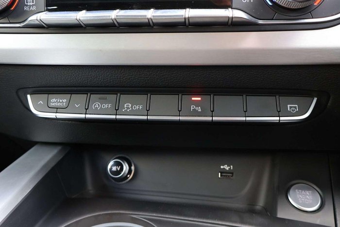 2019 Audi A4 45 TFSI S line