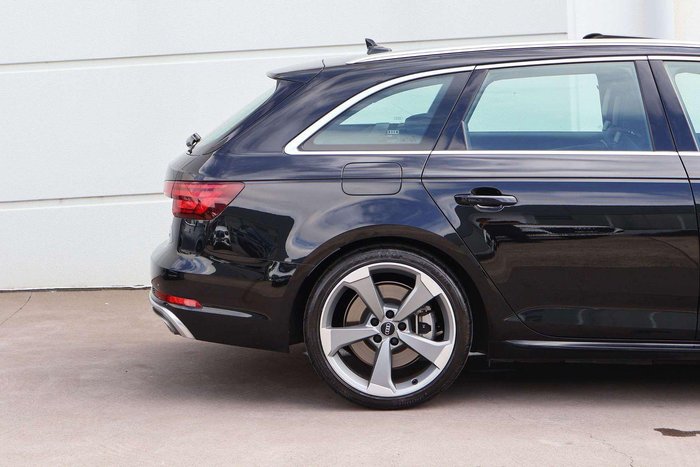 2019 Audi A4 45 TFSI S line