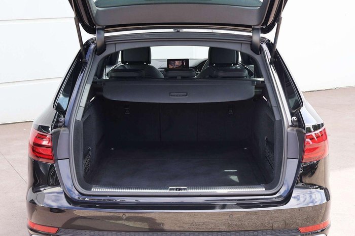 2019 Audi A4 45 TFSI S line