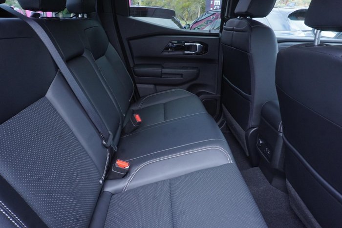 2025 Mitsubishi Triton GLS