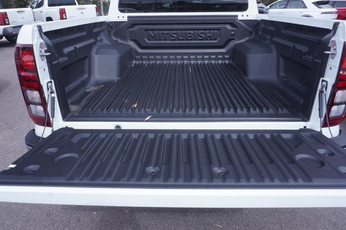 2025 Mitsubishi Triton GLS