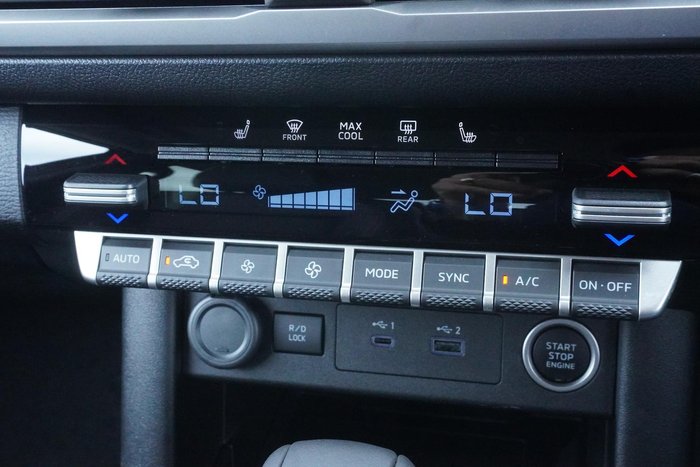 2025 Mitsubishi Triton GLS